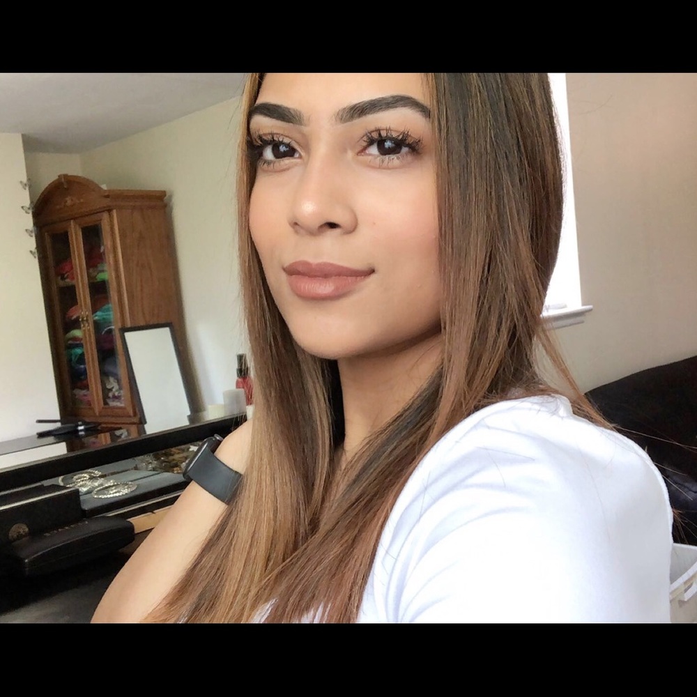 Meet your Posher, Sadia